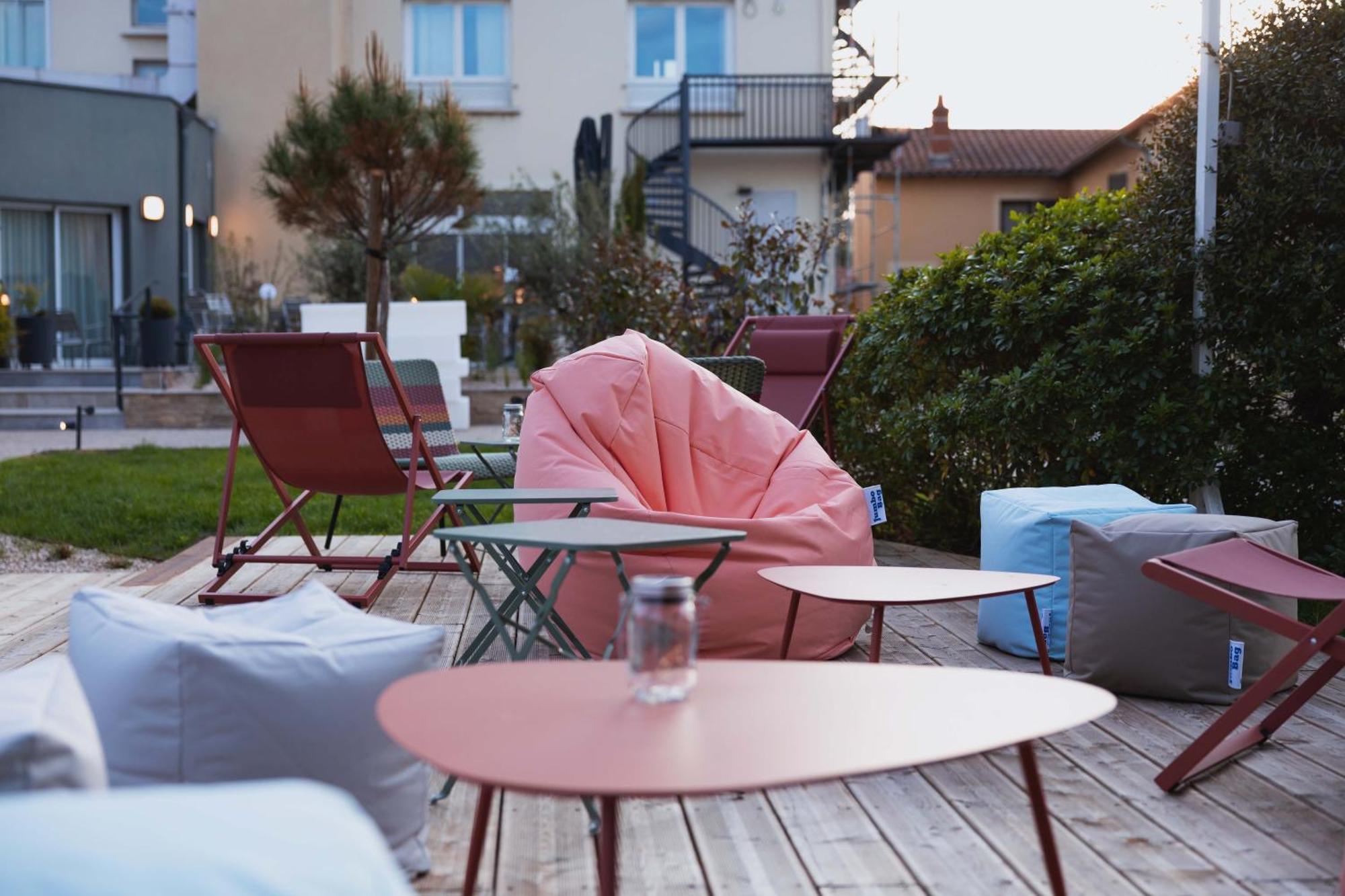 The Originals Boutique, Hotel Le Pariou, Issoire Exterior foto