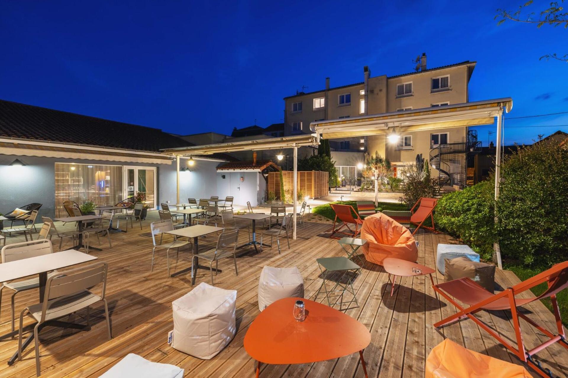The Originals Boutique, Hotel Le Pariou, Issoire Exterior foto