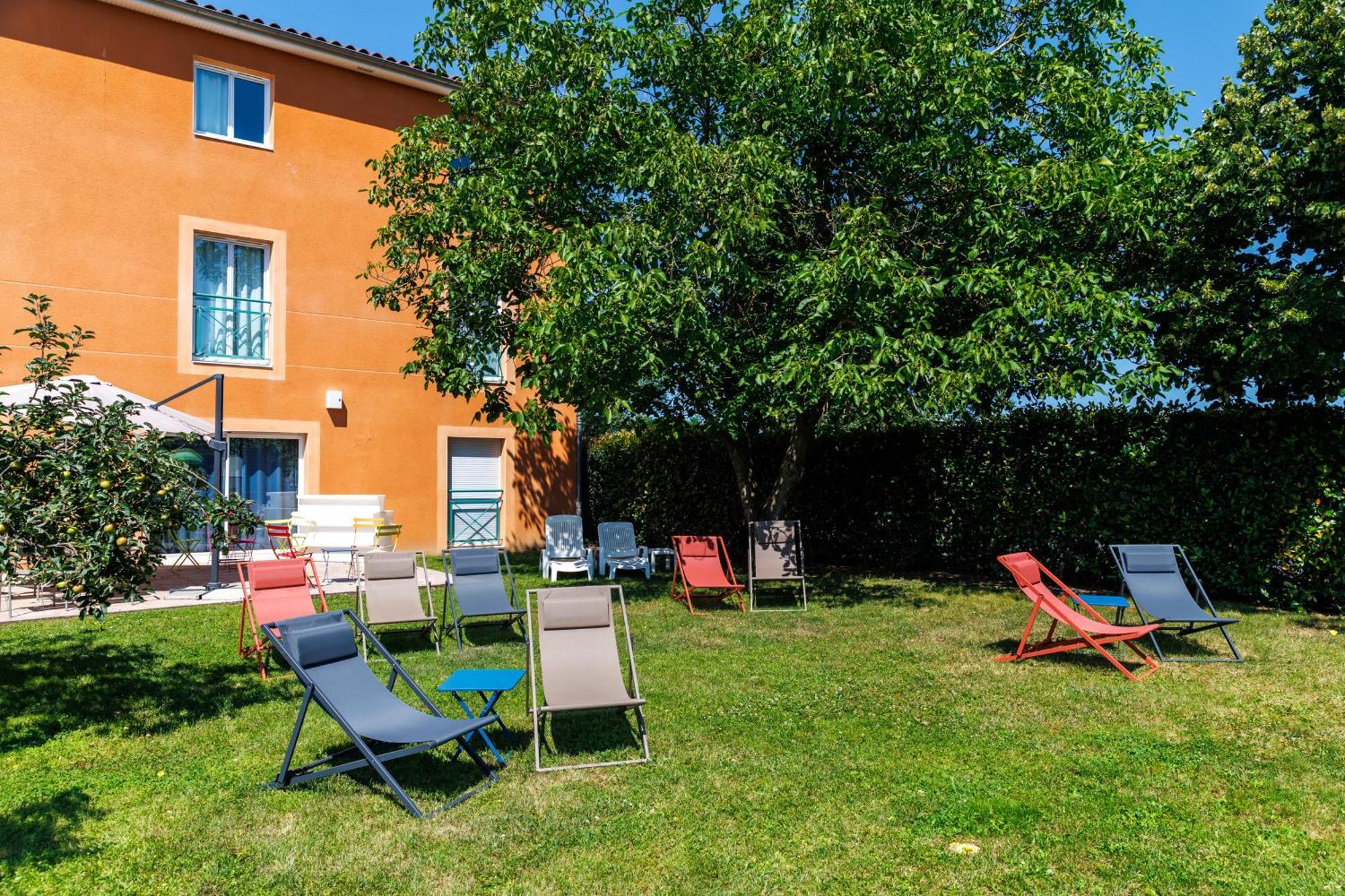 The Originals Boutique, Hotel Le Pariou, Issoire Exterior foto